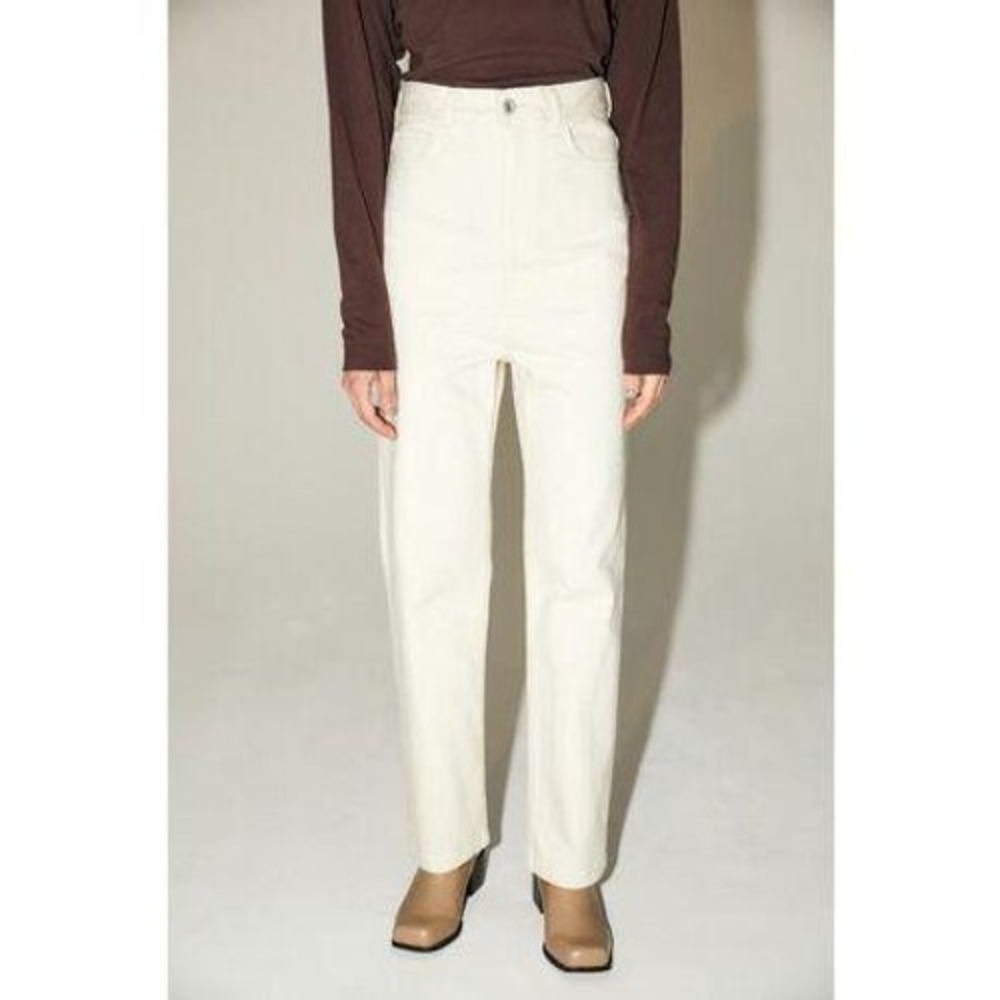 Moussy M_ High Waist Stretch Straight Leg Jeans 010EAF12-5280 Off White Women 26